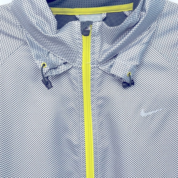 NIKE Stormfit Jacket - Picture 2 of 5